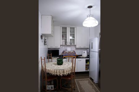 Apartamento à venda com 132m², 3 quartos e 1 vagaCOZINHA