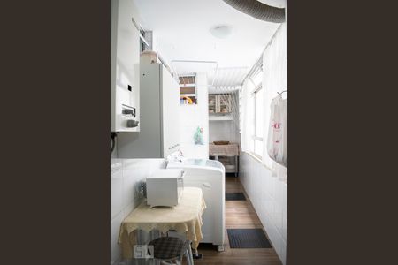 Apartamento à venda com 132m², 3 quartos e 1 vagaÁREA DE SERVIÇO