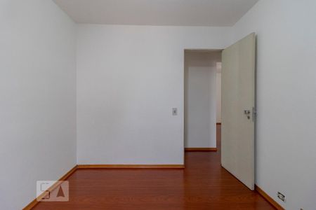 Quarto 1 de apartamento para alugar com 2 quartos, 67m² em Vila Parque Jabaquara, São Paulo