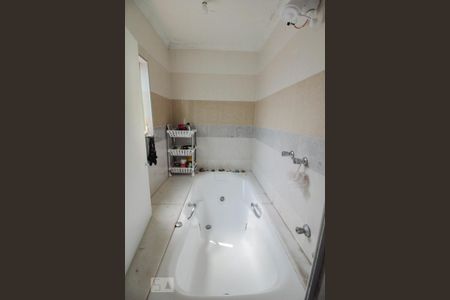 suite quarto 3 de casa à venda com 3 quartos, 240m² em Chácara Inglesa, São Paulo