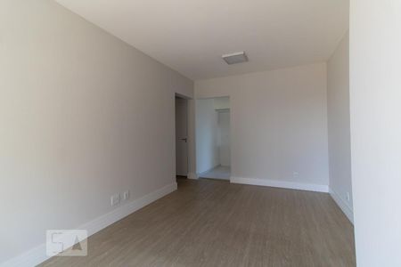 Sala de apartamento à venda com 3 quartos, 76m² em Vila Boa Vista, Barueri