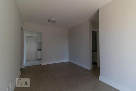 Sala de apartamento à venda com 3 quartos, 76m² em Vila Boa Vista, Barueri