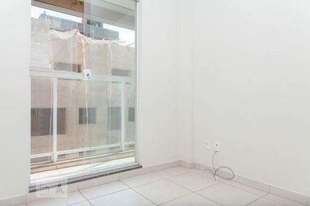 Quarto 1 de apartamento para alugar com 3 quartos, 98m² em Morada da Colina, Uberlândia