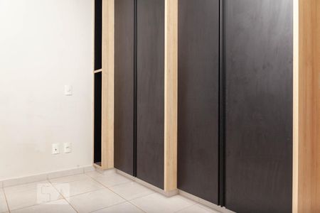 Quarto 2 de apartamento para alugar com 3 quartos, 98m² em Morada da Colina, Uberlândia