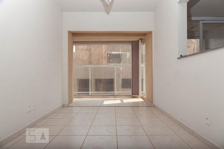 Sala de apartamento para alugar com 3 quartos, 98m² em Morada da Colina, Uberlândia