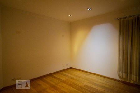 Escritório de casa à venda com 3 quartos, 650m² em Bosque da Saúde, São Paulo