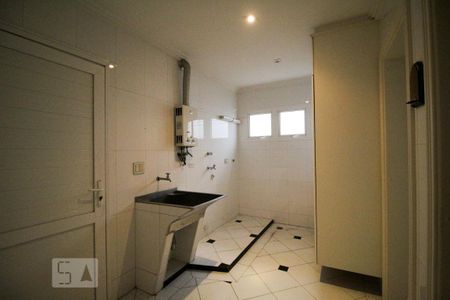 Área de serviço de casa à venda com 3 quartos, 650m² em Bosque da Saúde, São Paulo