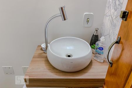 Detalhe Lavabo de casa à venda com 2 quartos, 45m² em Vila Esperança, São Paulo