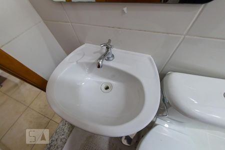 Casa à venda com 150m², 3 quartos e 4 vagasBanheiro de Serviço