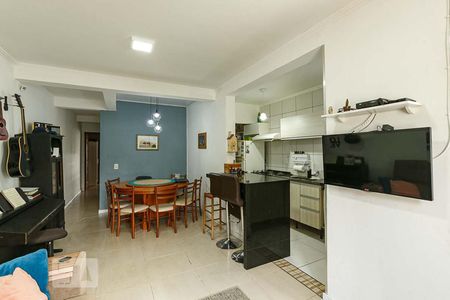 Sala de casa à venda com 2 quartos, 70m² em Nonoai, Porto Alegre