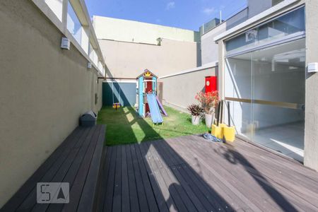 Apartamento à venda com 88m², 2 quartos e 2 vagas Apartamento à venda com 88m², 2 quartos e 2 vagasÁrea Comum - Playground