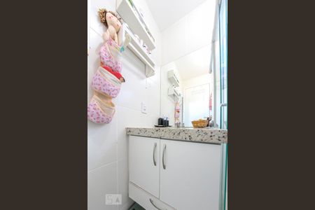 Apartamento à venda com 88m², 2 quartos e 2 vagasBanheiro da Suíte