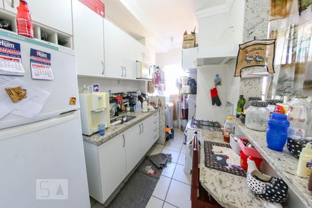 Apartamento à venda com 88m², 2 quartos e 2 vagasCozinha
