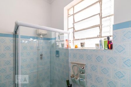 Casa à venda com 194m², 3 quartos e 3 vagasBanheiro