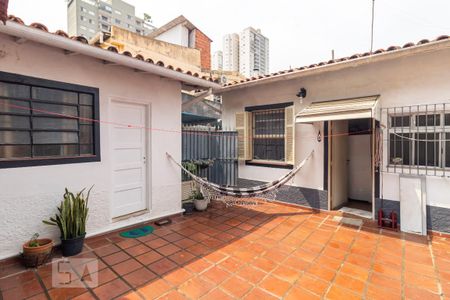 Casa à venda com 194m², 3 quartos e 3 vagasQuintal