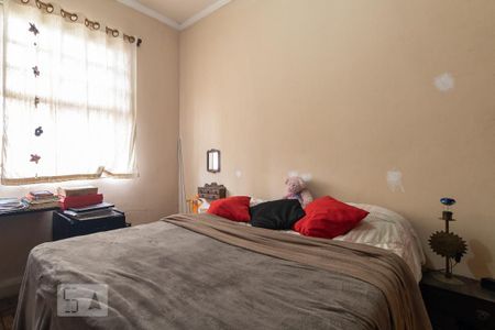 Casa à venda com 194m², 3 quartos e 3 vagasQuarto 1