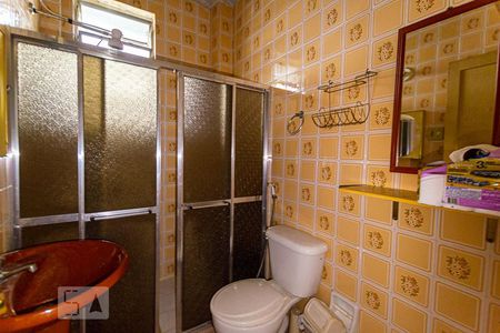 Banheiro de apartamento à venda com 1 quarto, 50m² em São Lourenço, Niterói