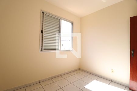 Quarto 1 de apartamento para alugar com 3 quartos, 95m² em Santa Mônica, Uberlândia