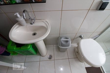 Apartamento à venda com 55m², 2 quartos e 1 vagaDetalhe banheiro