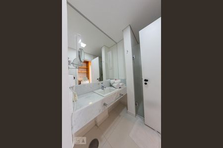 Studio à venda com 36m², 1 quarto e 1 vaga Studio à venda com 36m², 1 quarto e 1 vagaBanheiro