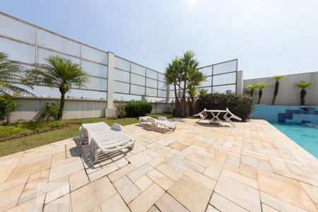 Studio à venda com 36m², 1 quarto e 1 vaga Studio à venda com 36m², 1 quarto e 1 vagaÁrea comum - Piscina 1