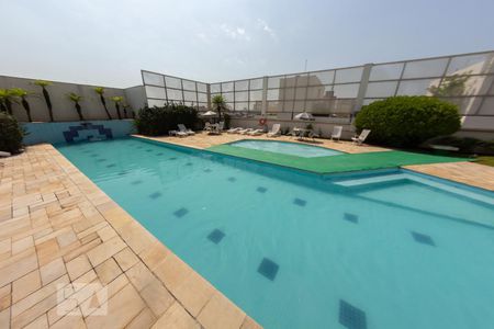 Studio à venda com 36m², 1 quarto e 1 vaga Studio à venda com 36m², 1 quarto e 1 vagaÁrea comum - Piscina 1