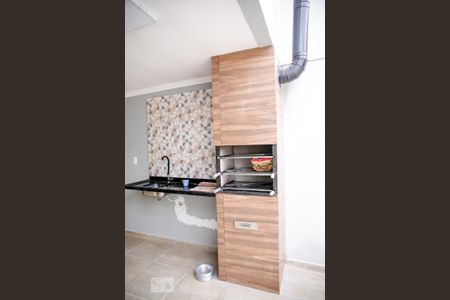 Casa à venda com 110m², 2 quartos e 2 vagasChurrasqueira