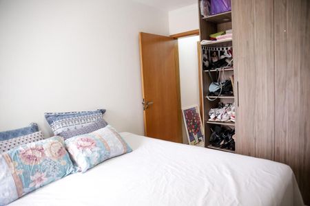 Casa à venda com 110m², 2 quartos e 2 vagasSuite 1