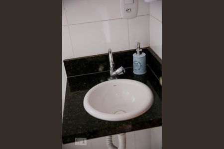 Casa à venda com 110m², 2 quartos e 2 vagasBanheiro da Suíte 1