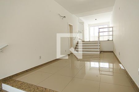 Sala 2 de casa de condomínio à venda com 3 quartos, 400m² em Freguesia de Jacarepaguá, Rio de Janeiro