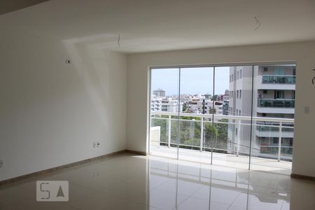 Sala de casa de condomínio à venda com 3 quartos, 400m² em Freguesia de Jacarepaguá, Rio de Janeiro