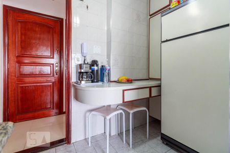 Apartamento à venda com 54m², 2 quartos e 1 vaga Apartamento à venda com 54m², 2 quartos e 1 vagaCozinha