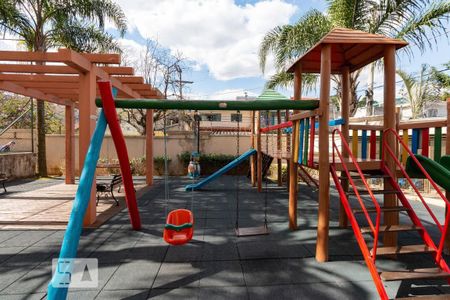 Apartamento à venda com 121m², 2 quartos e 1 vaga Apartamento à venda com 121m², 2 quartos e 1 vagaÁrea Comum - Playground