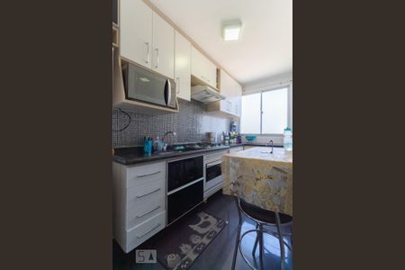 Apartamento à venda com 121m², 2 quartos e 1 vaga Apartamento à venda com 121m², 2 quartos e 1 vagaCozinha