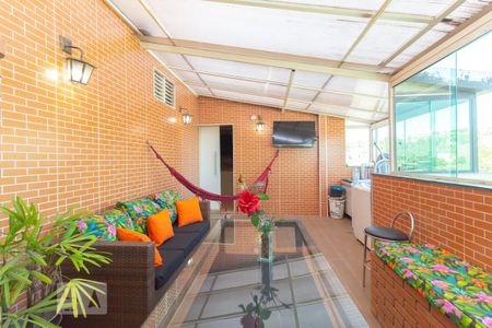 Apartamento à venda com 121m², 2 quartos e 1 vaga Apartamento à venda com 121m², 2 quartos e 1 vagaChurrasqueira e Área de Serviço