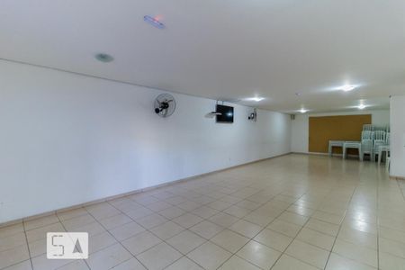 Apartamento à venda com 121m², 2 quartos e 1 vaga Apartamento à venda com 121m², 2 quartos e 1 vagaÁrea comum - Salão de festas