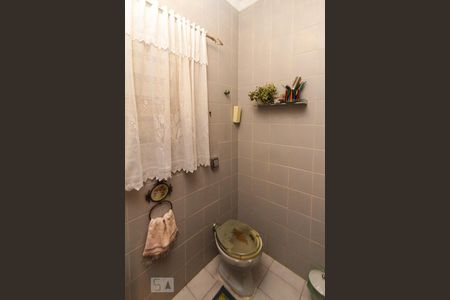 Casa para alugar com 330m², 3 quartos e 2 vagas Casa para alugar com 330m², 3 quartos e 2 vagasLavabo