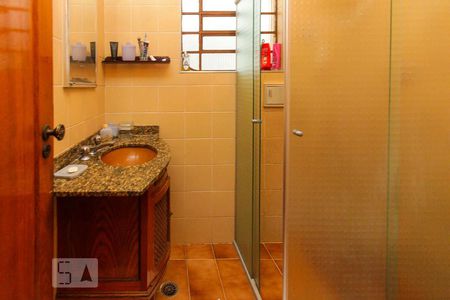 Casa para alugar com 330m², 3 quartos e 2 vagas Casa para alugar com 330m², 3 quartos e 2 vagasBanheiro Social