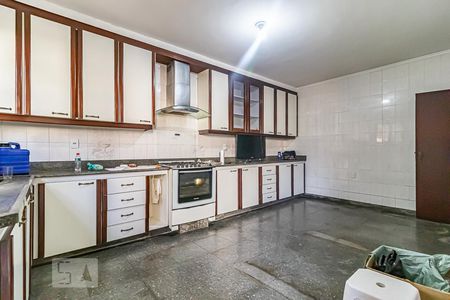 Casa à venda com 456m², 3 quartos e 3 vagas Casa à venda com 456m², 3 quartos e 3 vagasCozinha