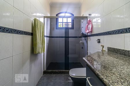 Casa à venda com 456m², 3 quartos e 3 vagas Casa à venda com 456m², 3 quartos e 3 vagasBanheiro Social