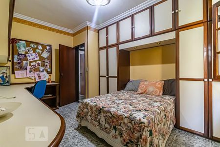 Casa à venda com 456m², 3 quartos e 3 vagas Casa à venda com 456m², 3 quartos e 3 vagasQuarto 3 - Suíte