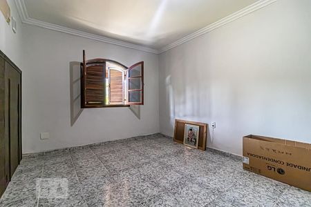 Casa à venda com 456m², 3 quartos e 3 vagas Casa à venda com 456m², 3 quartos e 3 vagasQuarto 1 - Suíte