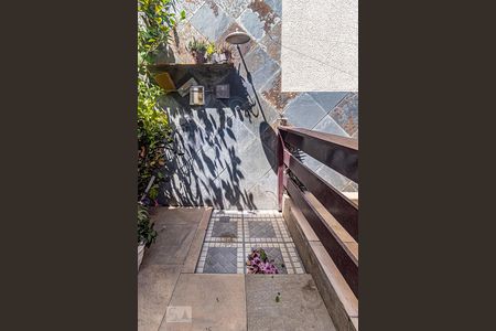 Casa à venda com 456m², 3 quartos e 3 vagas Casa à venda com 456m², 3 quartos e 3 vagasDucha