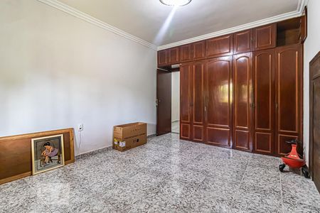 Casa à venda com 456m², 3 quartos e 3 vagas Casa à venda com 456m², 3 quartos e 3 vagasQuarto 1 - Suíte