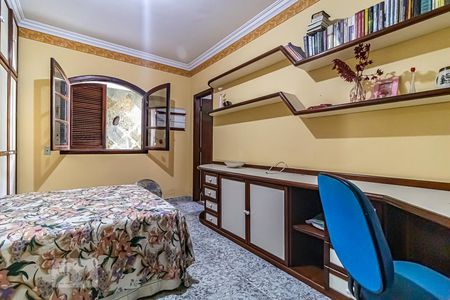 Casa à venda com 456m², 3 quartos e 3 vagas Casa à venda com 456m², 3 quartos e 3 vagasQuarto 3 - Suíte