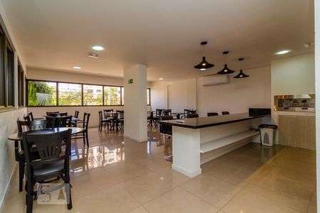 Apartamento à venda com 64m², 2 quartos e 2 vagasÁrea comum - Salão de festas