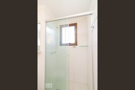 Apartamento à venda com 64m², 2 quartos e 2 vagasSuíte - chuveiro