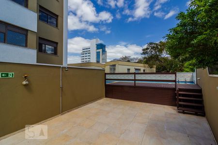 Apartamento à venda com 64m², 2 quartos e 2 vagasÁrea comum - piscina