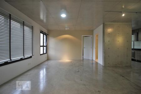 Sala de apartamento para alugar com 1 quarto, 70m² em Vila Suzana, São Paulo