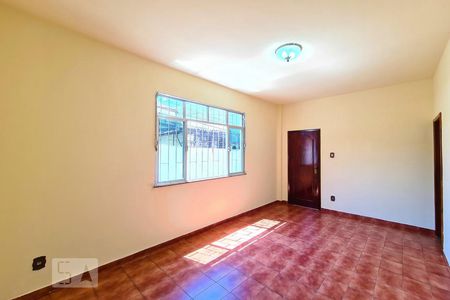 Casa para alugar com 130m², 3 quartos e 1 vaga Casa para alugar com 130m², 3 quartos e 1 vagaSala